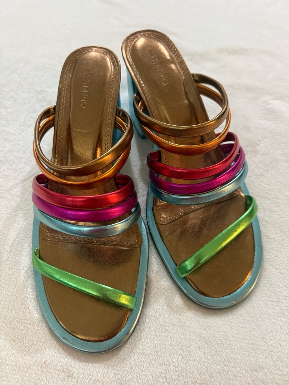 Farm Rio multicolored metallic sandals stacked straps in gold pink & green 10